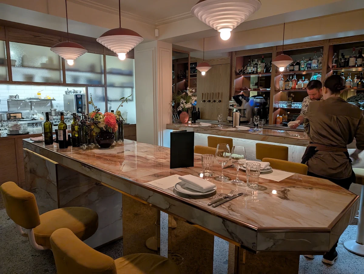 Vibe, Restaurant Melba