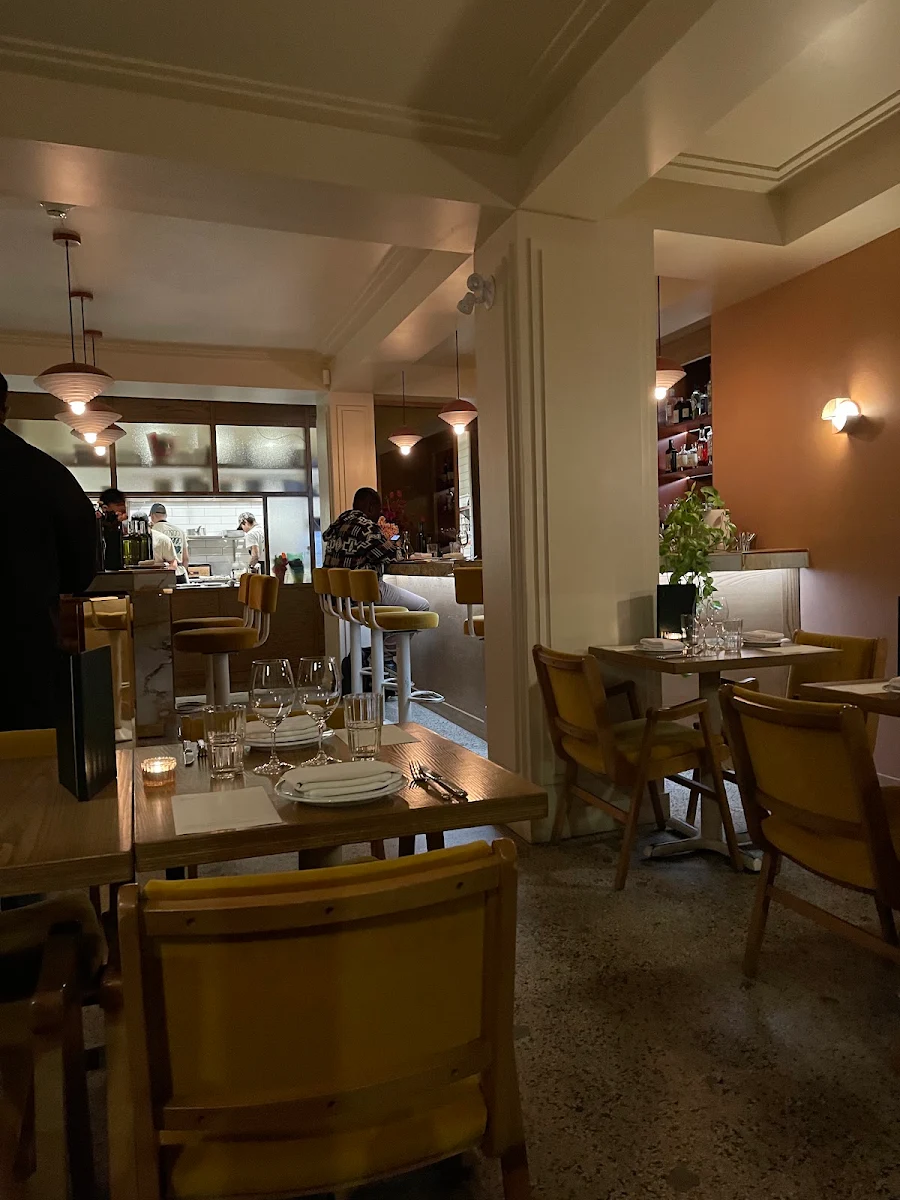Vibe, Restaurant Melba