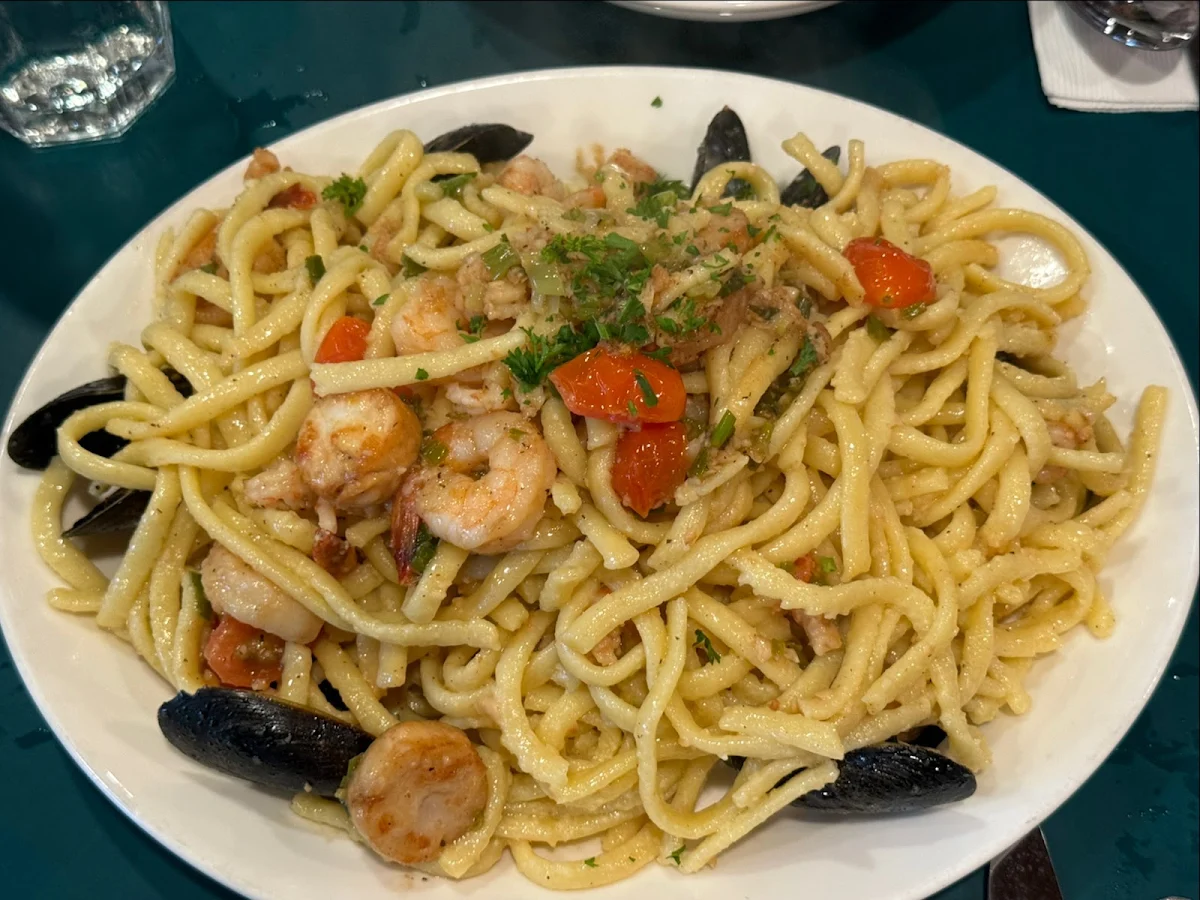 Food & drink, Anton's Pasta Bar