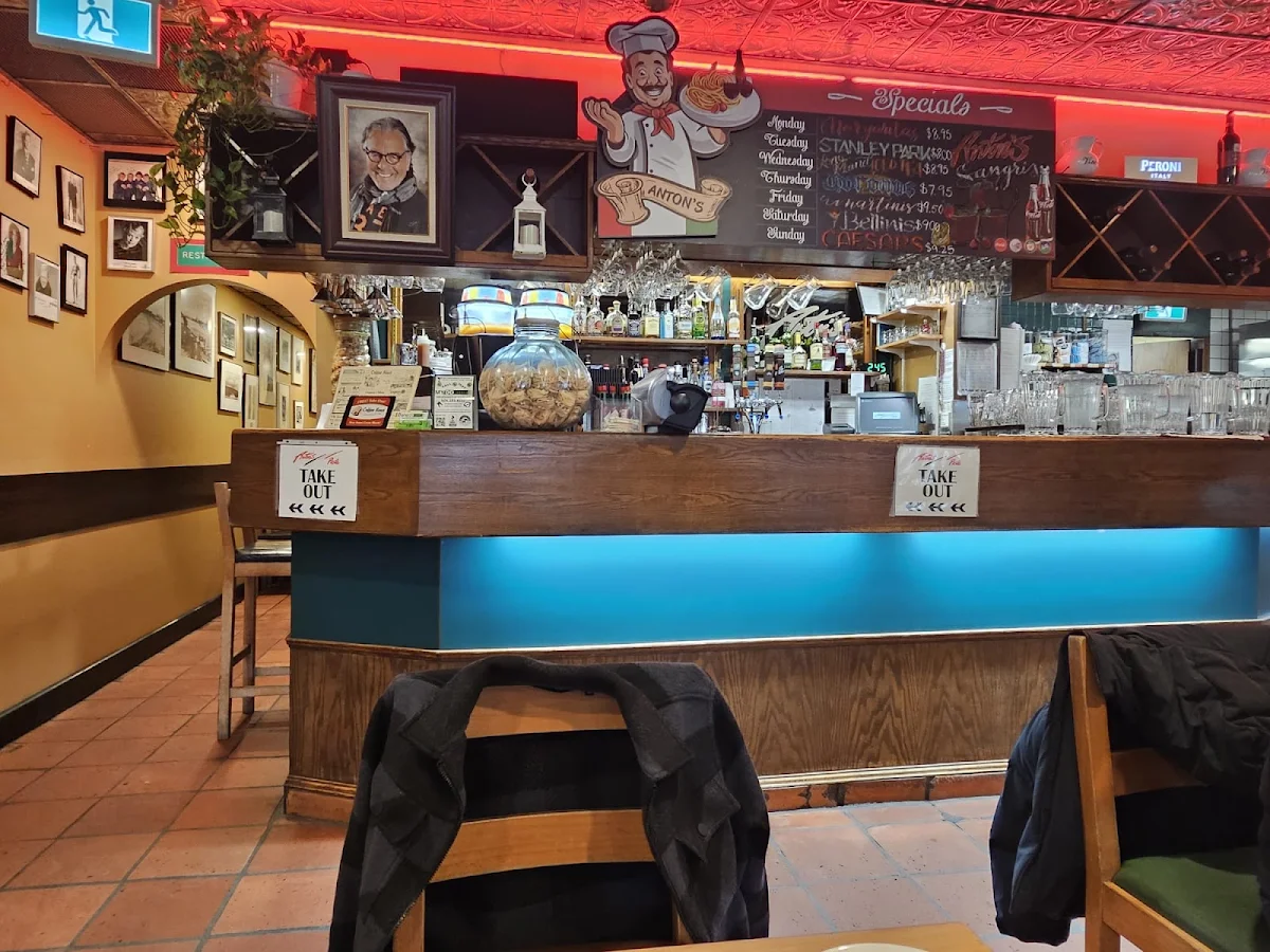 Vibe, Anton's Pasta Bar