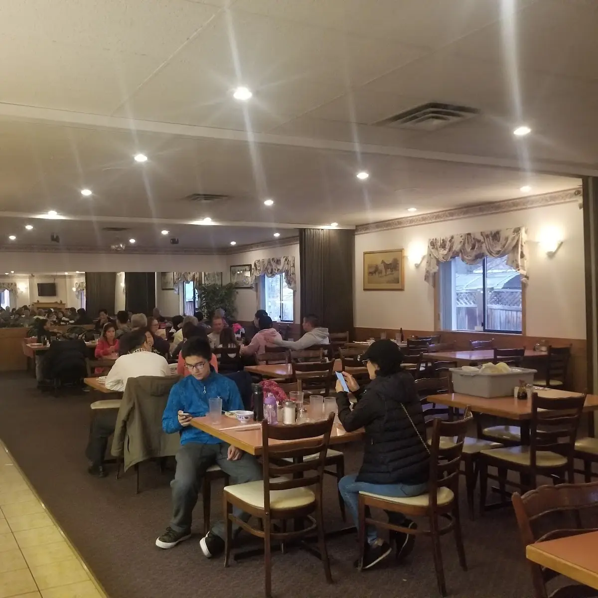Vibe, New Century Restaurant