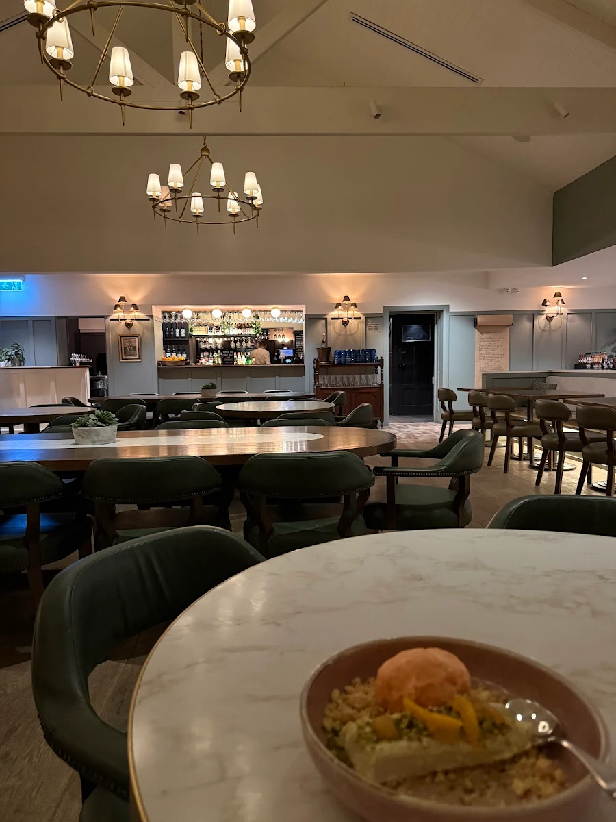 Food & drink, Briars Inn