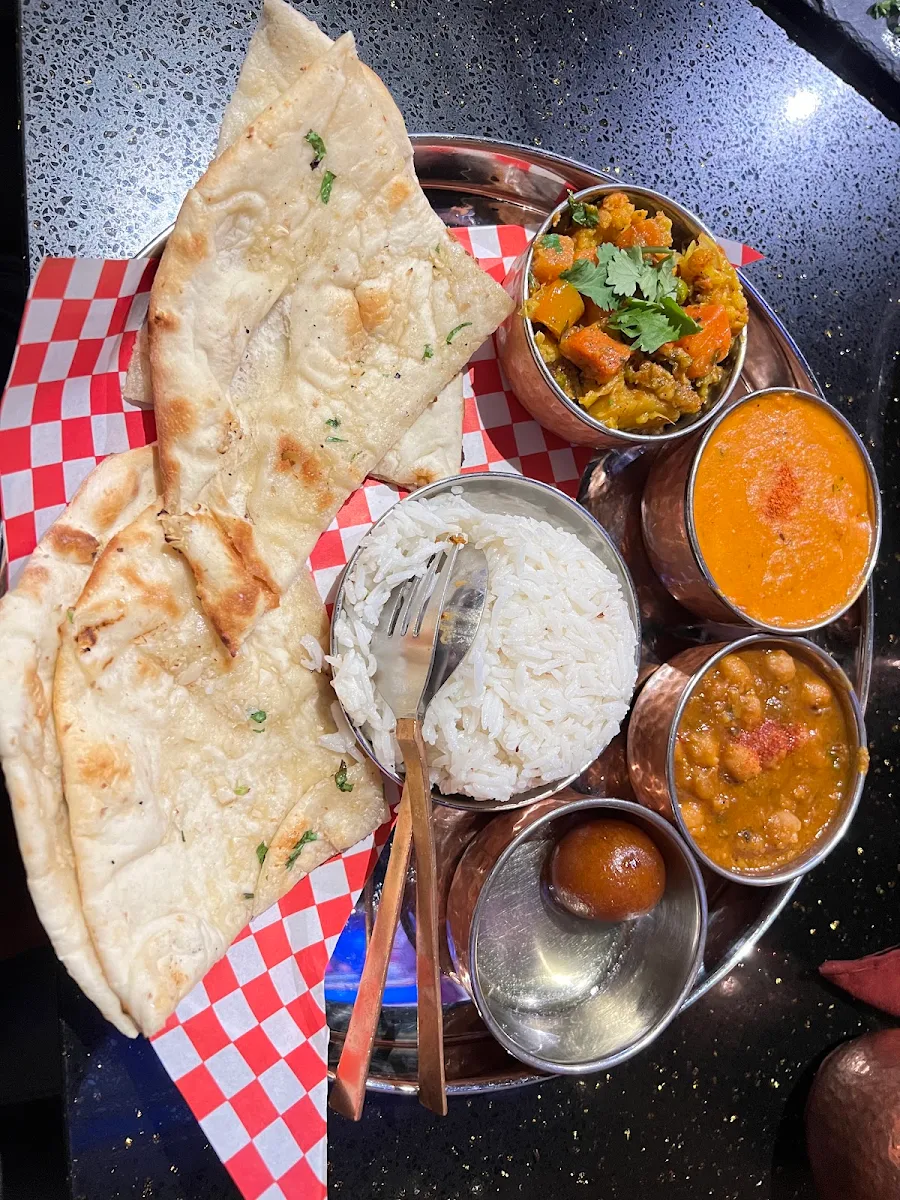Food & drink, Shandhar Hut Indian Cuisine - Downtown