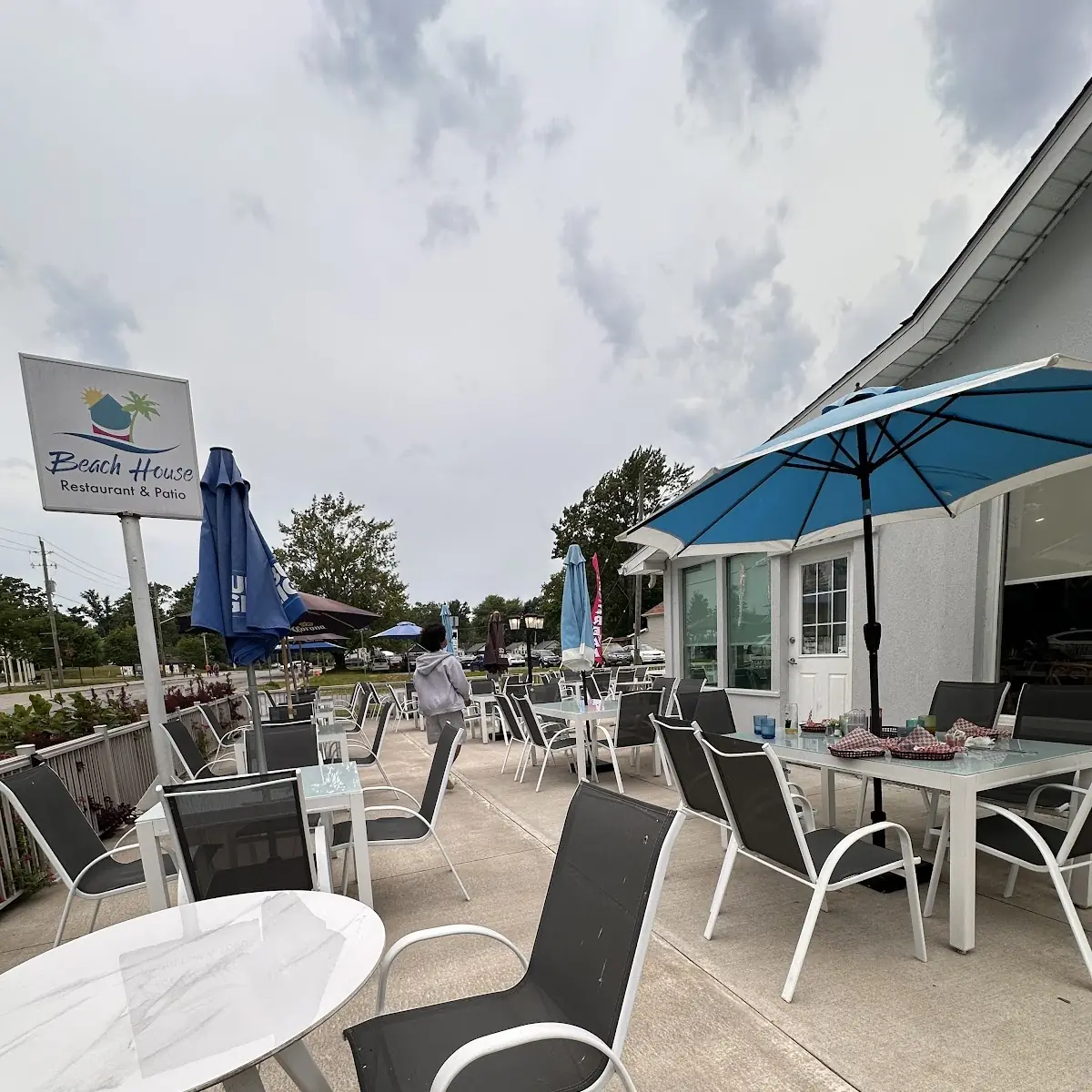 Vibe, Beach House Restaurant