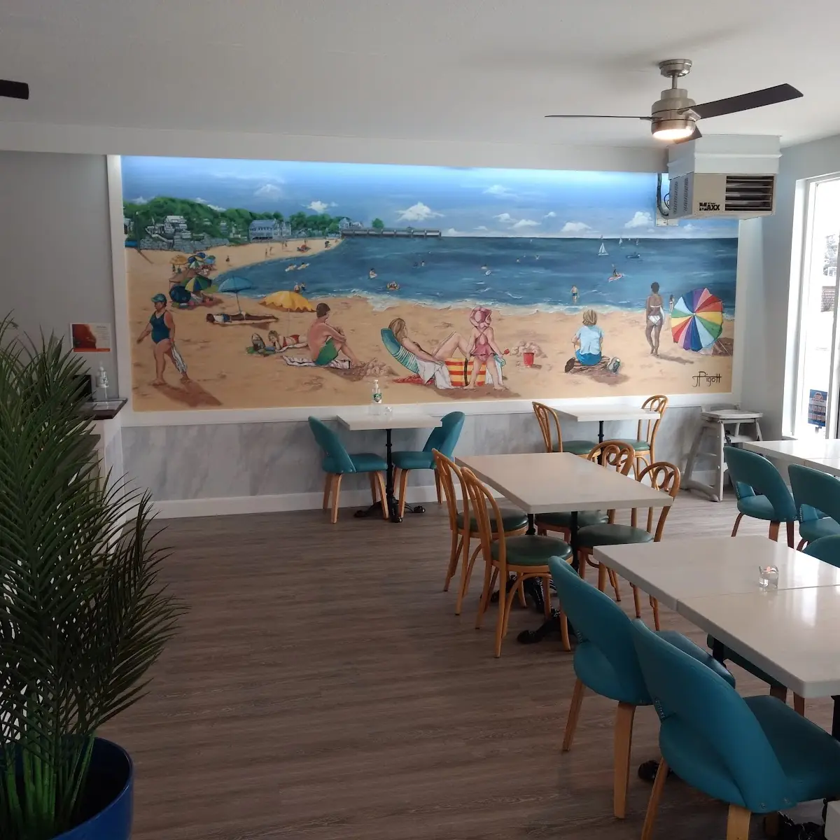 Vibe, Beach House Restaurant