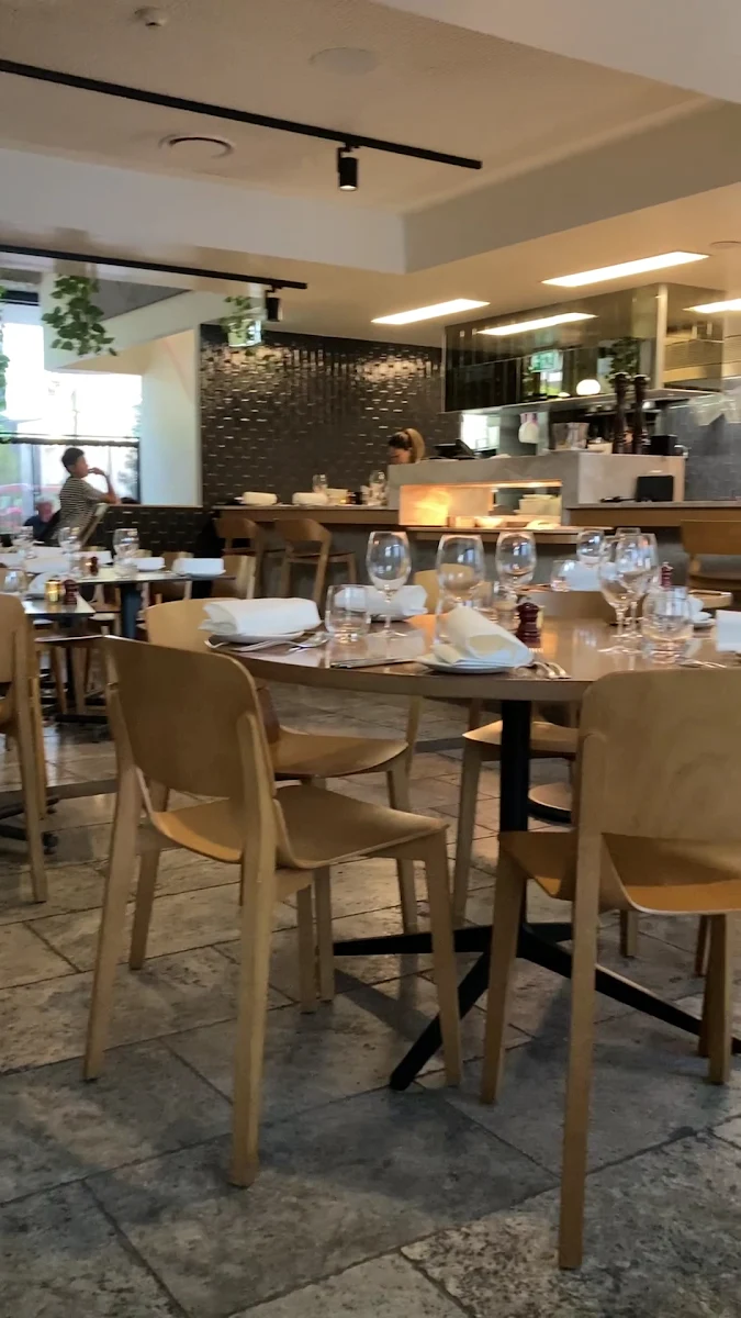 Vibe, e'cco bistro