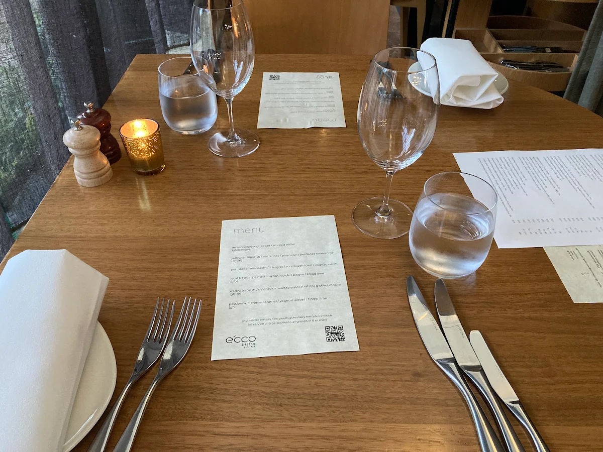Vibe, e'cco bistro