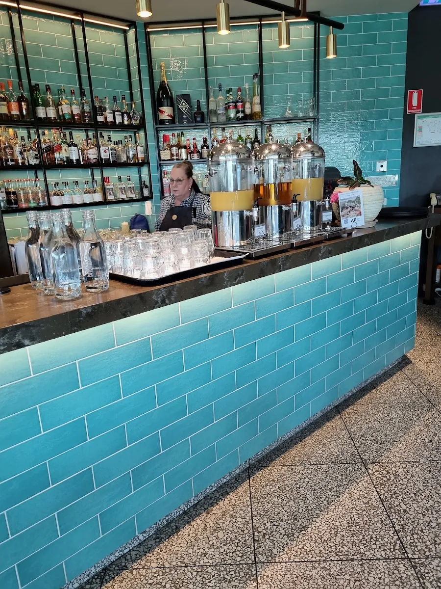 Vibe, The Cellar Kitchen Restaurant