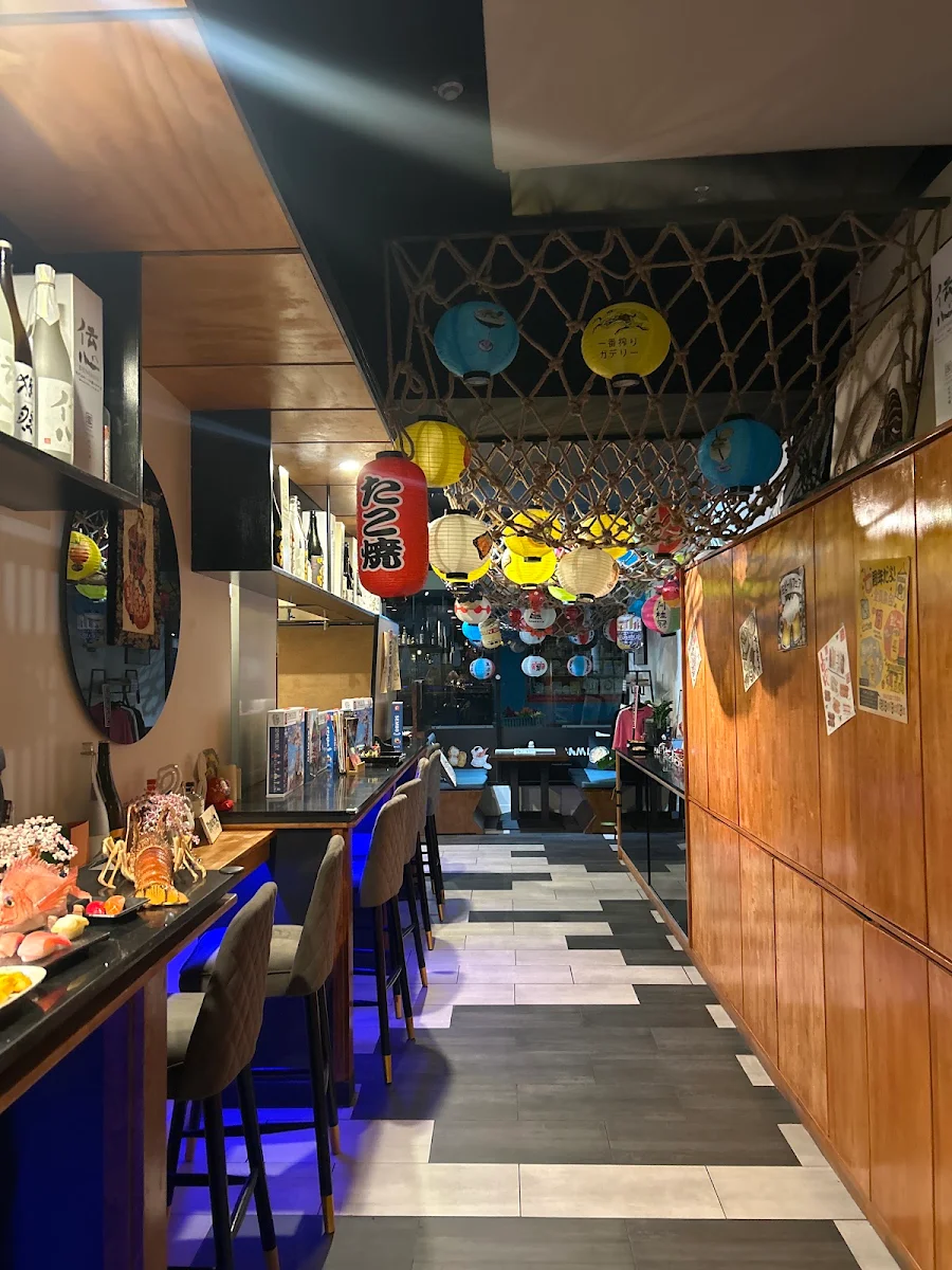 Vibe, Yamashita Japanese Restaurant