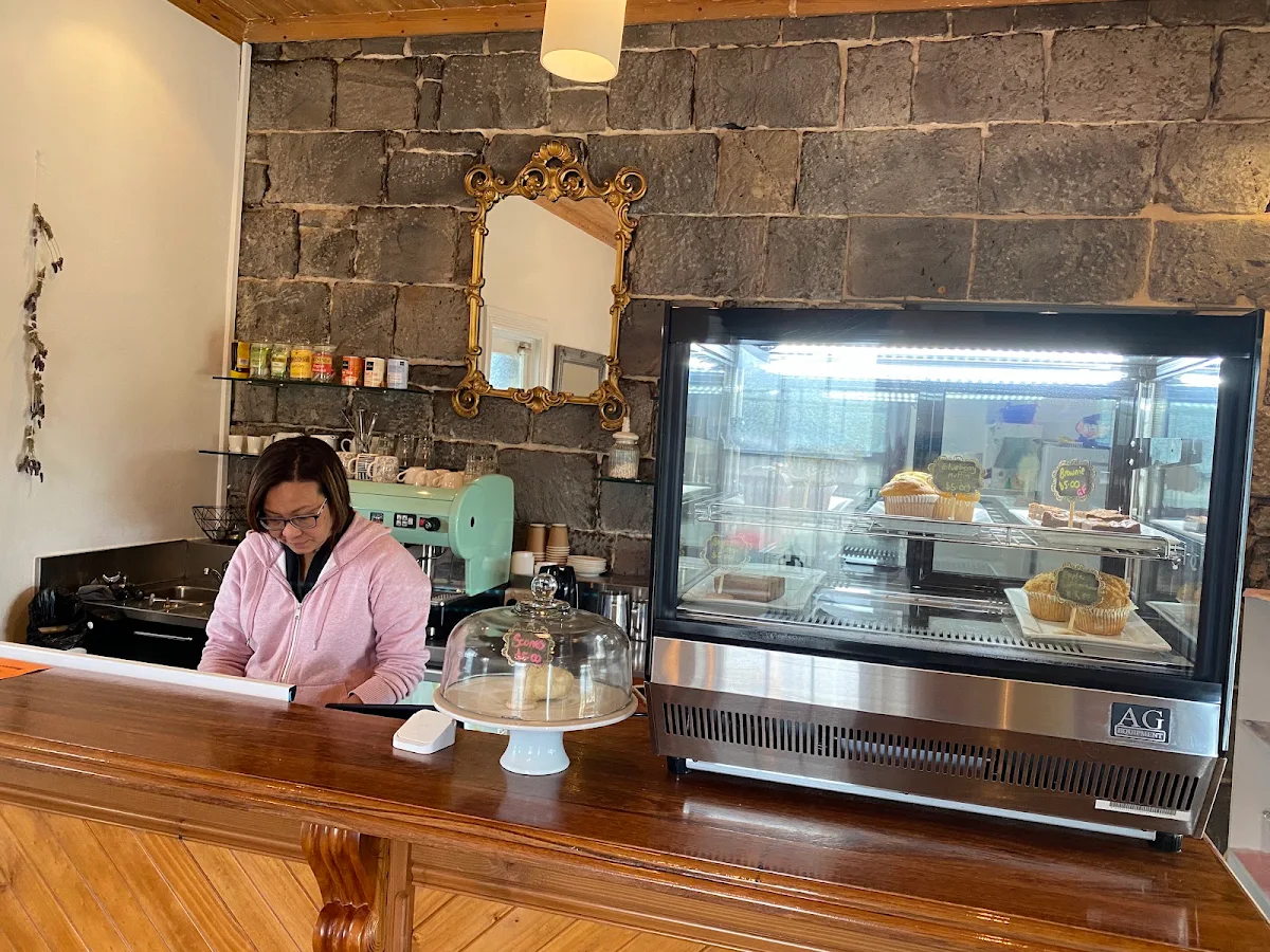 Vibe, Isabellas Cafe