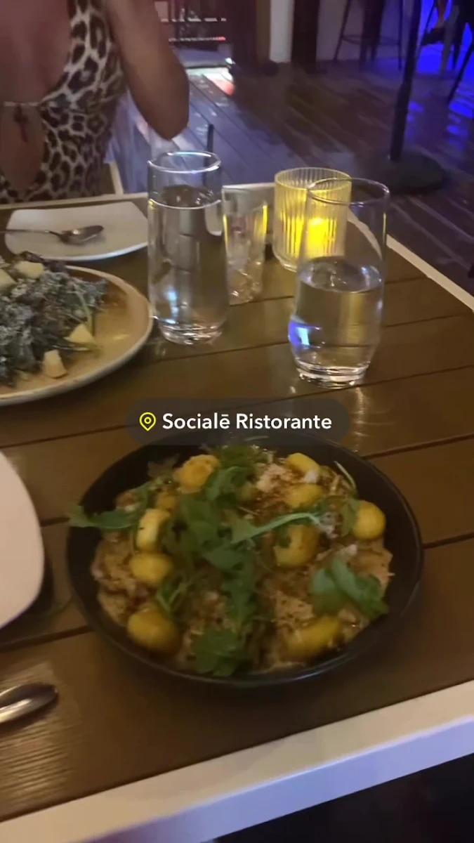 Food & drink, Socialē