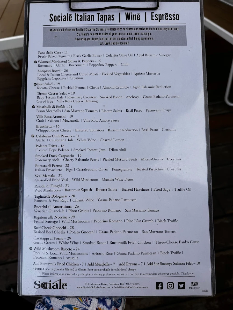 Menu, Socialē