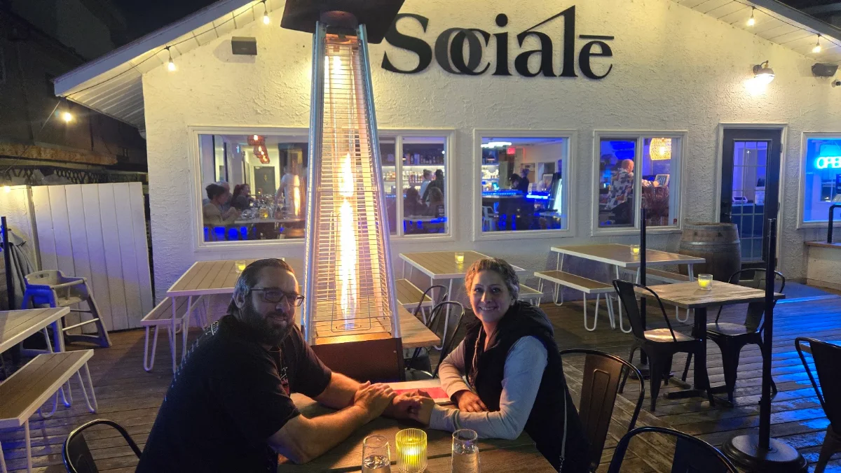 Vibe, Socialē