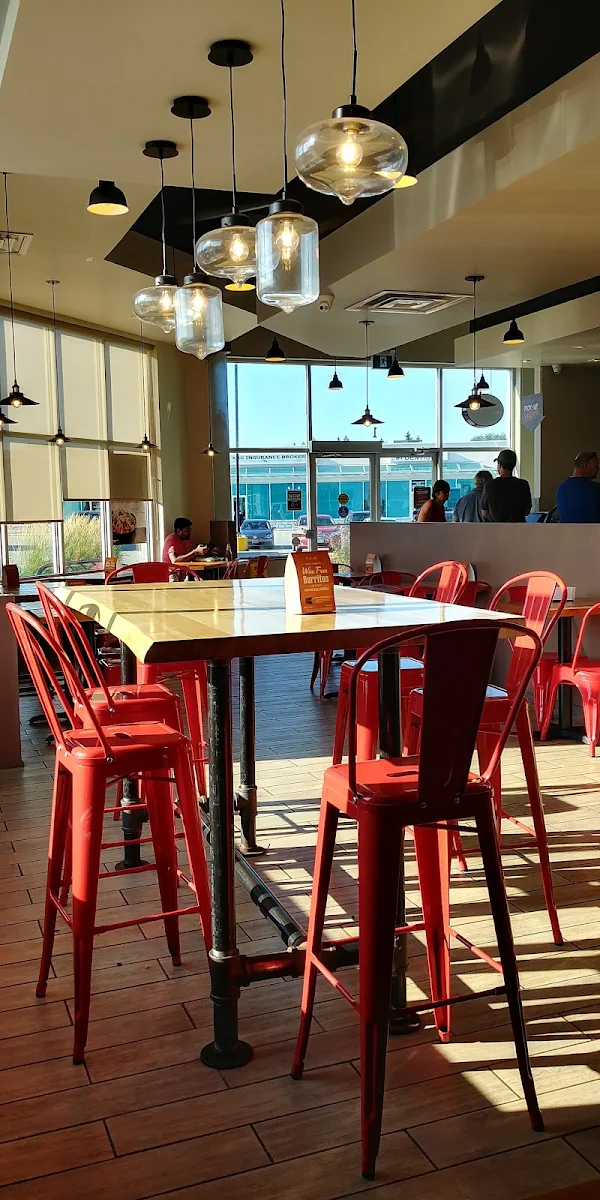 Vibe, Mucho Burrito Fresh Mexican Grill