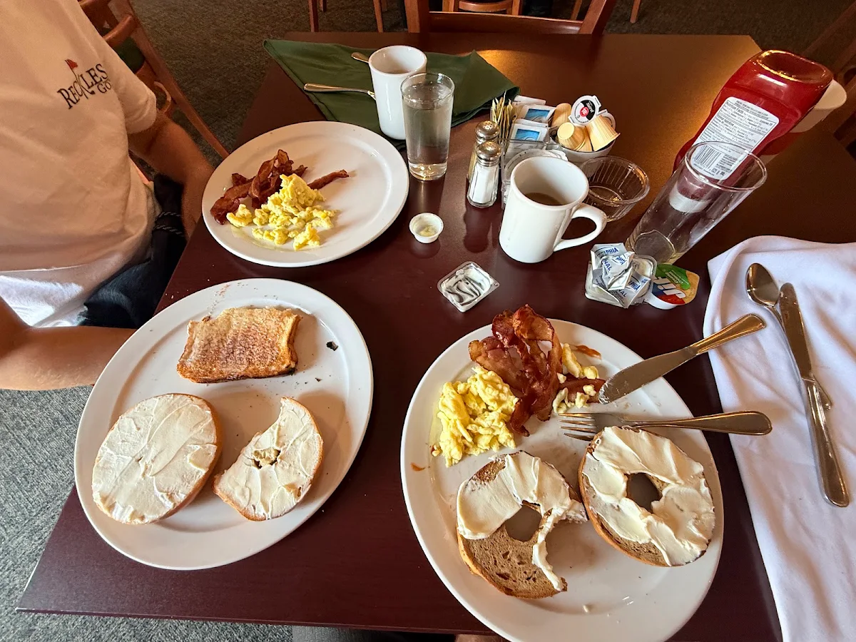 Food & drink, Fisherman's Landing Inn