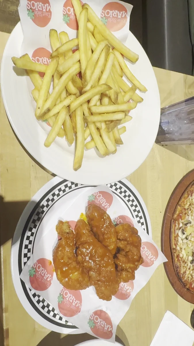 Food & drink, East Side Mario's
