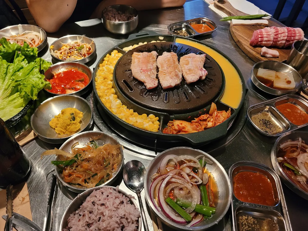 Food & drink, Daldongnae Korean BBQ - Byward Market