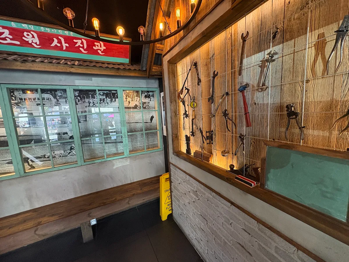 Vibe, Daldongnae Korean BBQ - Byward Market