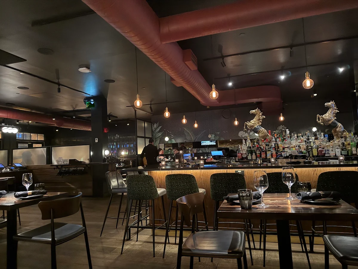 Vibe, Notte Ristorante (formerly Amano Trattoria)