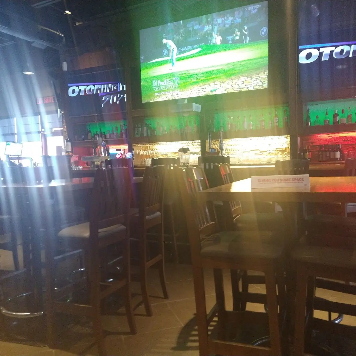 Vibe, Boston Pizza