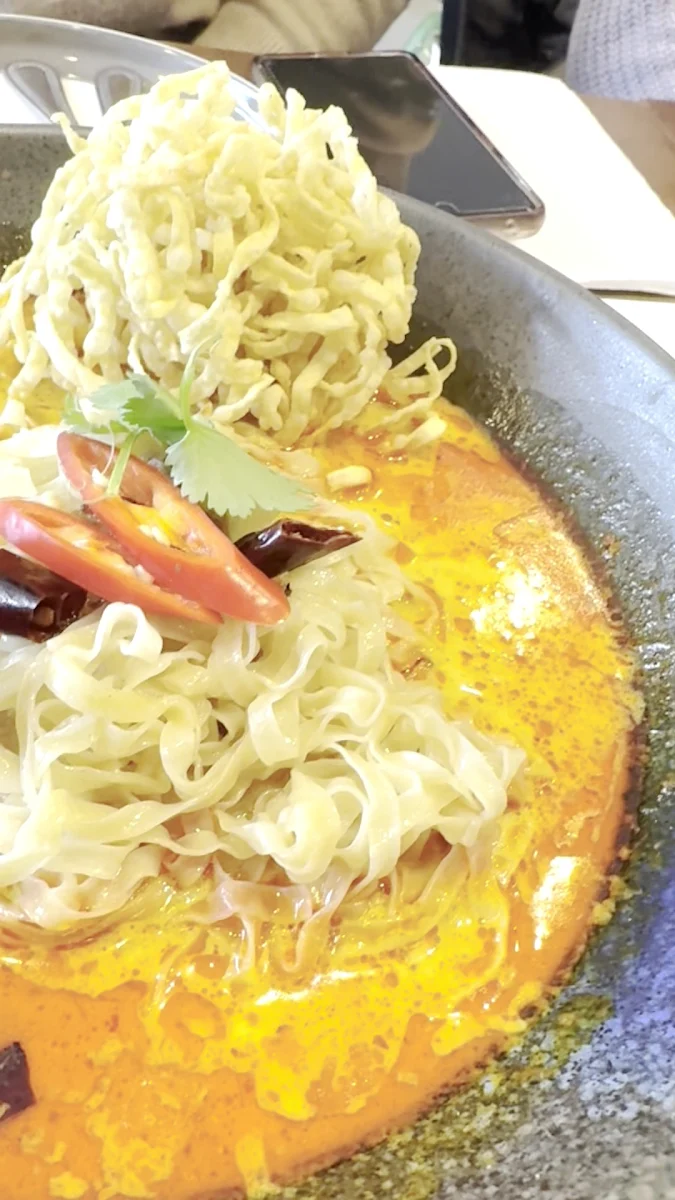 Food & drink, MAKIN Thai Food