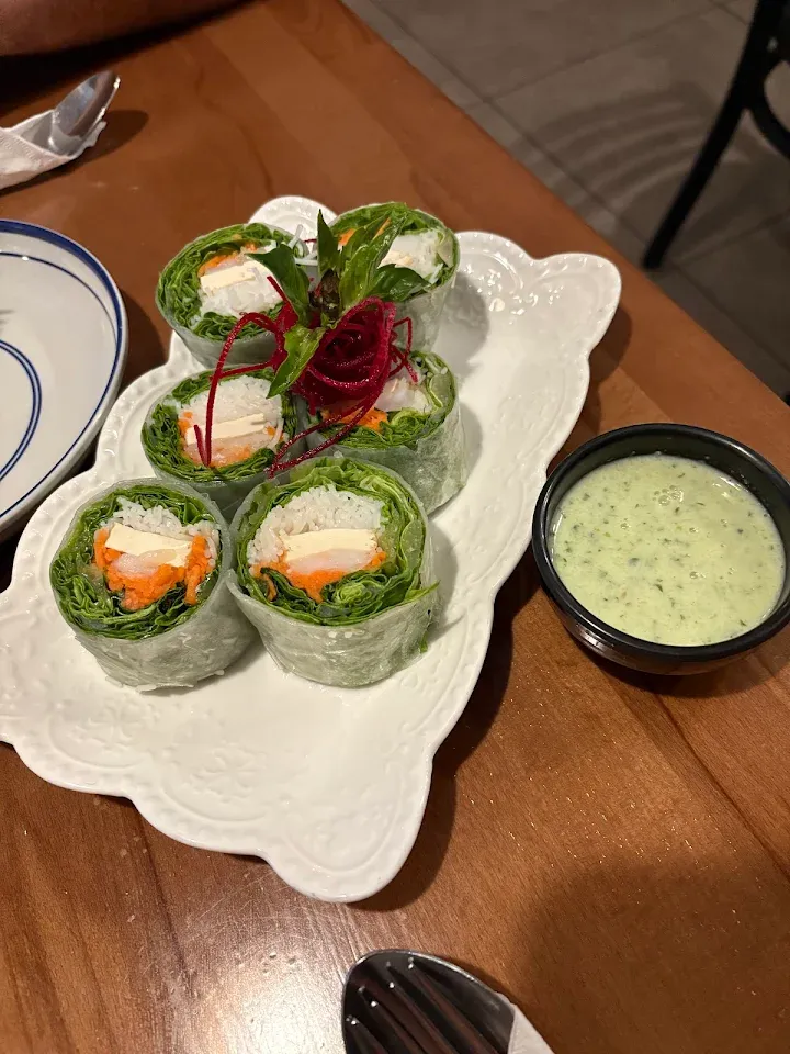 Food & drink, MAKIN Thai Food