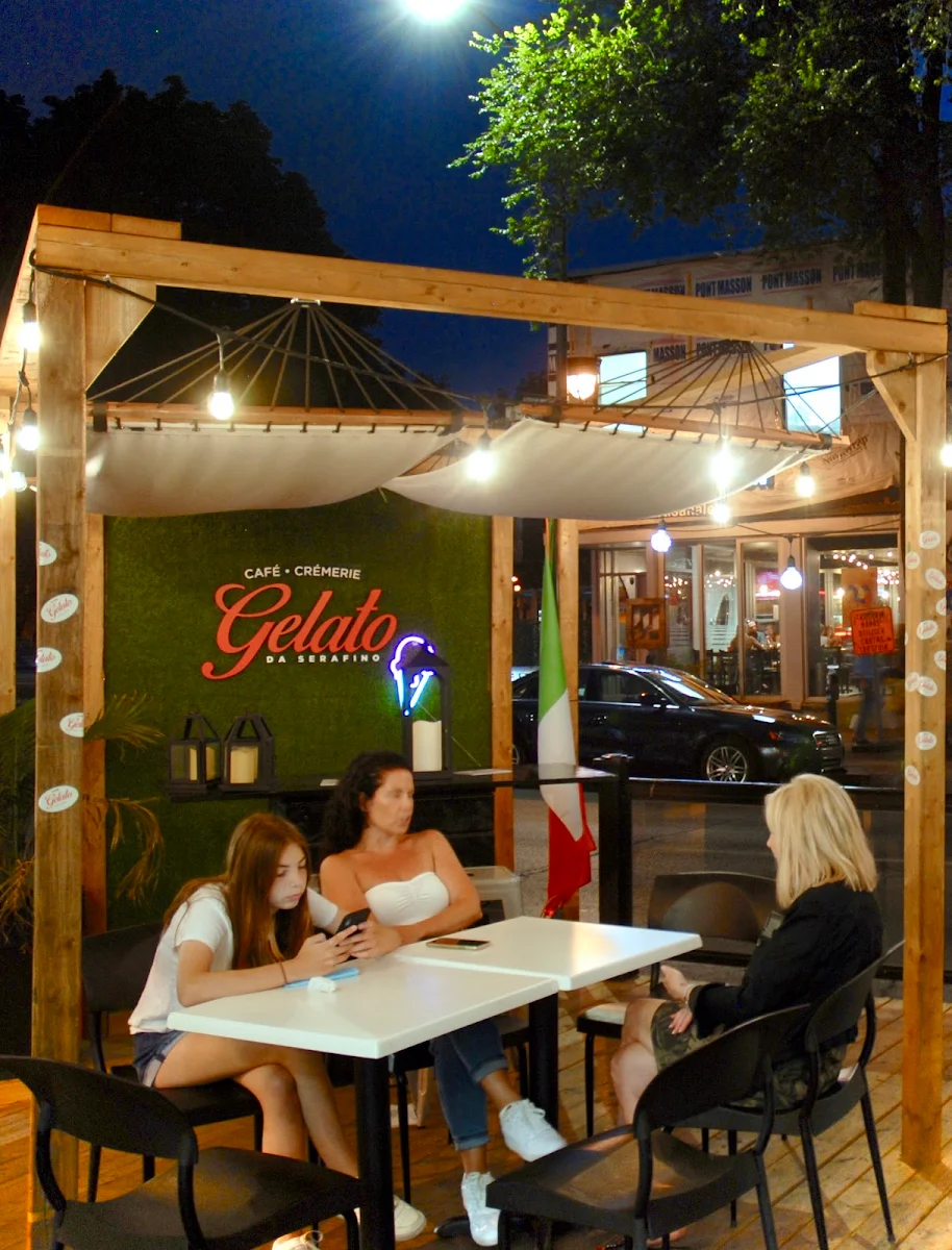 CAFÉ GELATO - ST-LAURENT cover