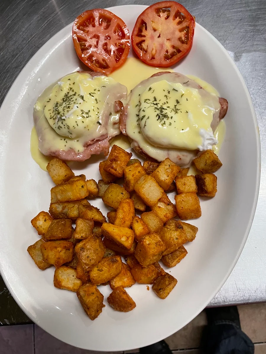 Food & drink, Good Egg Dining