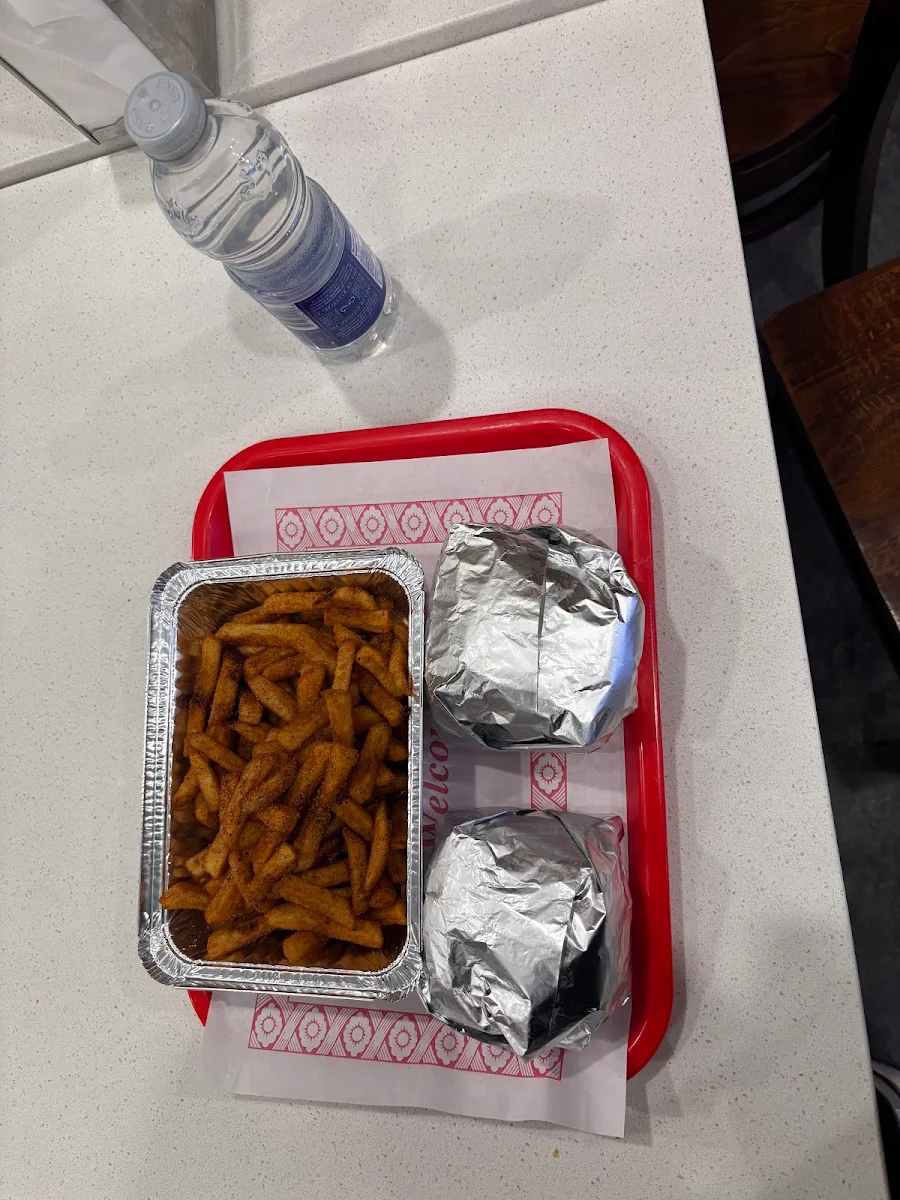 Food & drink, La maison du burger double stack (HALAL)