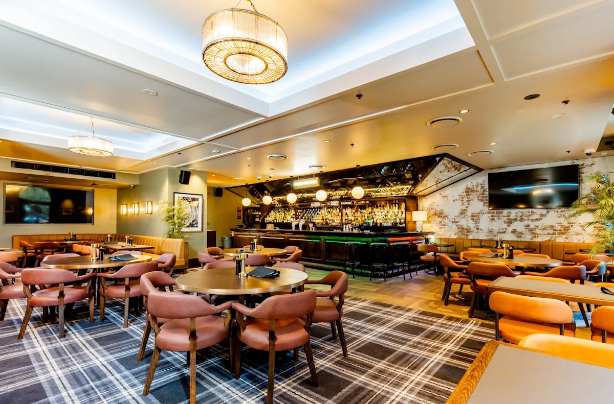 Vibe, Park Street Bar & Bistro
