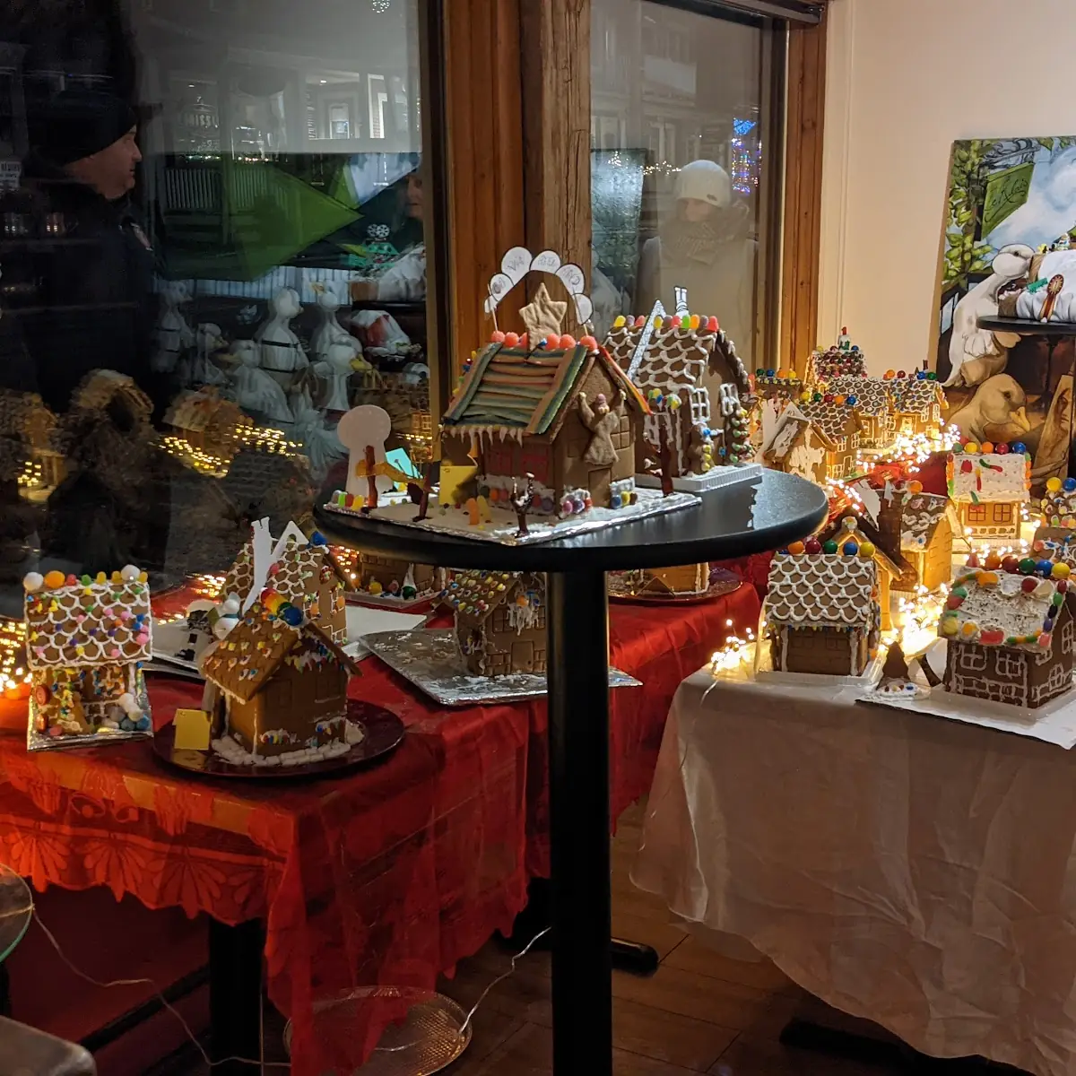 Food & drink, Restaurant - Bistro LeRelais