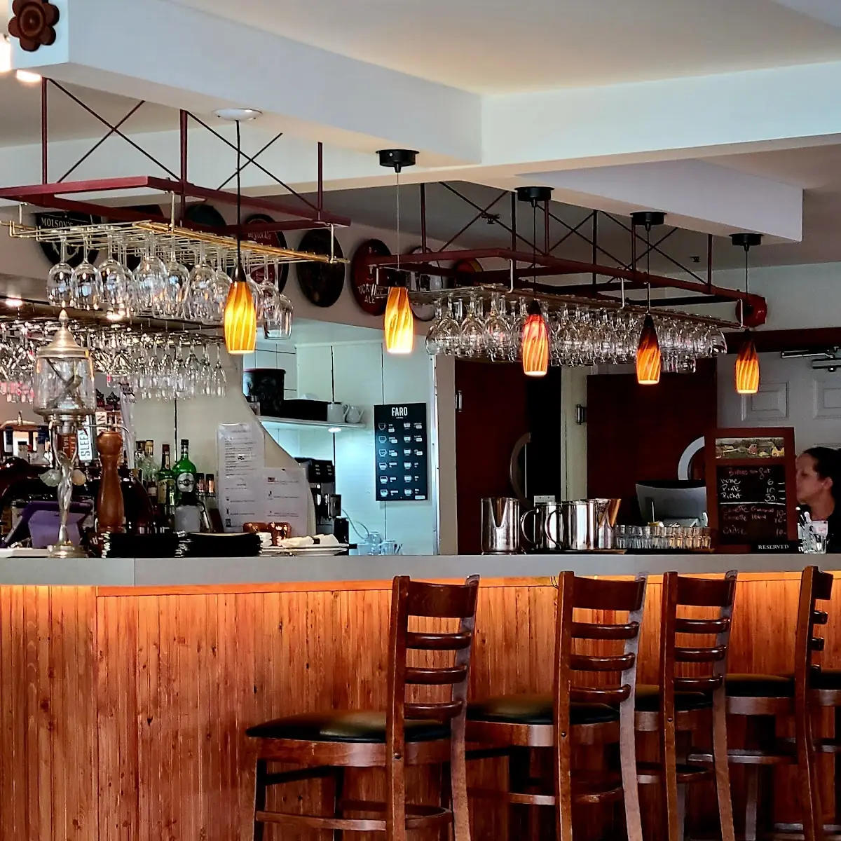 Vibe, Restaurant - Bistro LeRelais