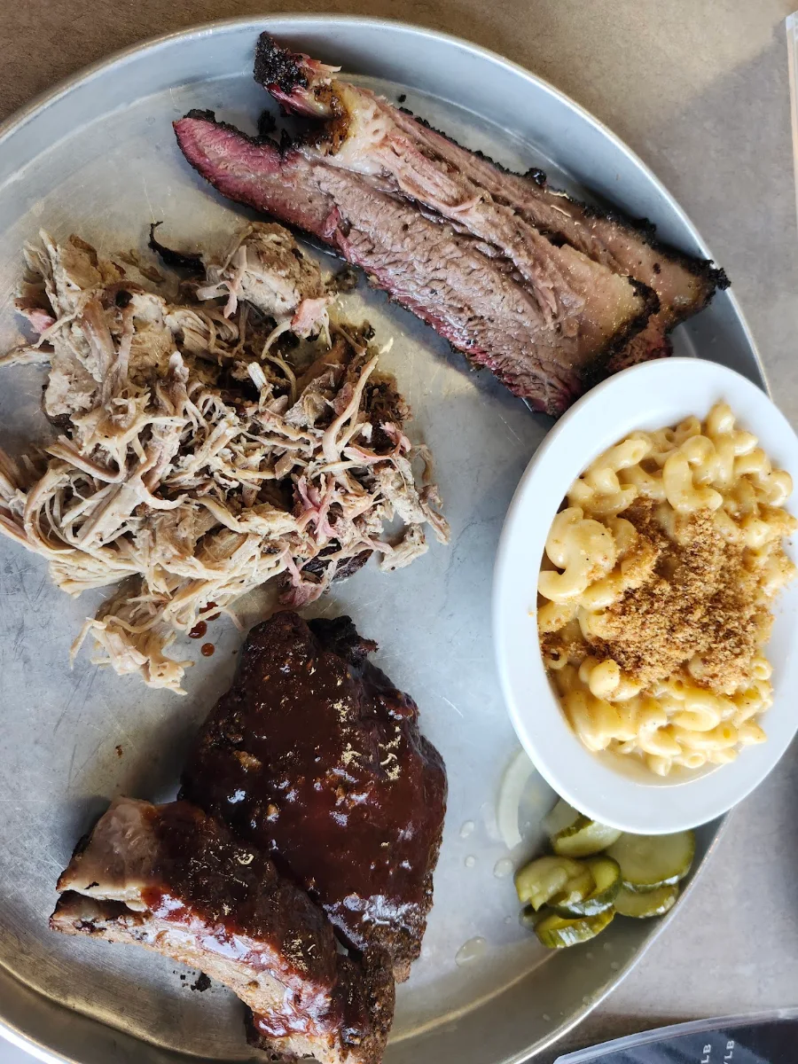 Food & drink, Bud's BBQ
