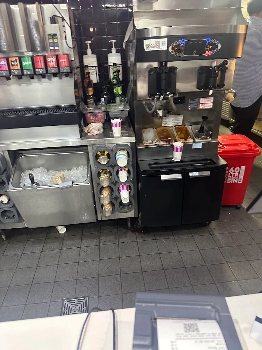 Vibe, McDonald's Caldermeade