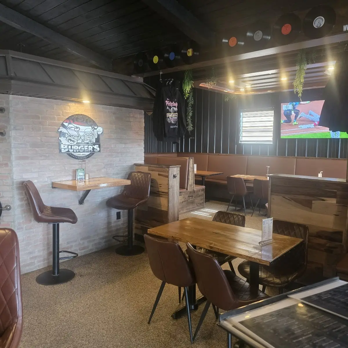 Vibe, PitStop Burger