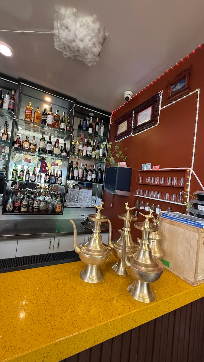 Vibe, Bombay Bar & Grill
