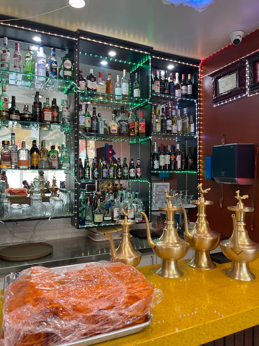 Vibe, Bombay Bar & Grill