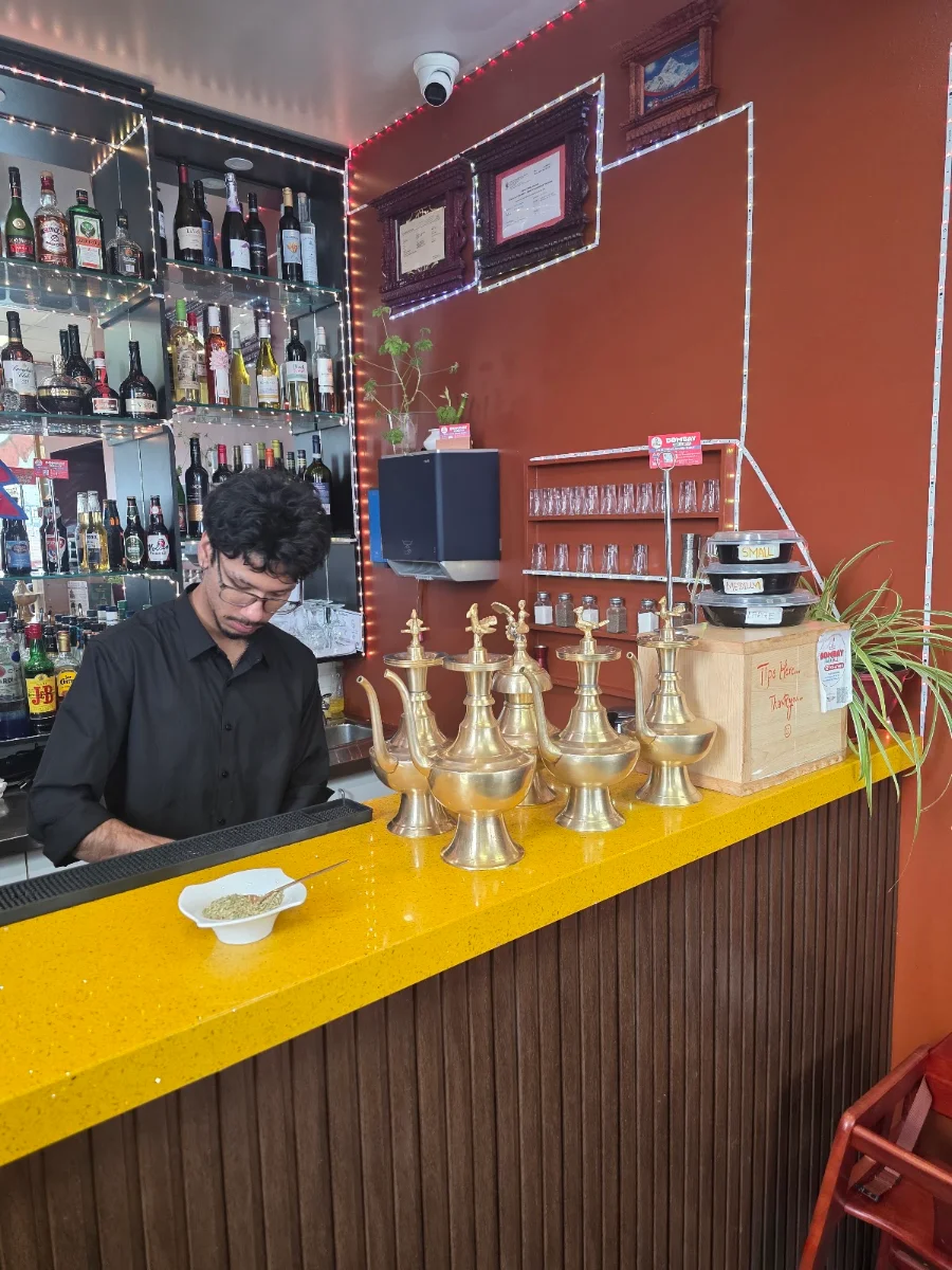 Vibe, Bombay Bar & Grill