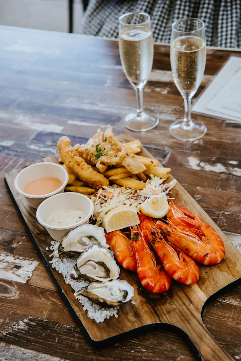 Food & drink, Paragon Hotel