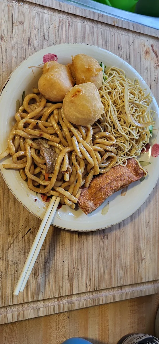 Food & drink, London Cafe Restaurant & Tvrn