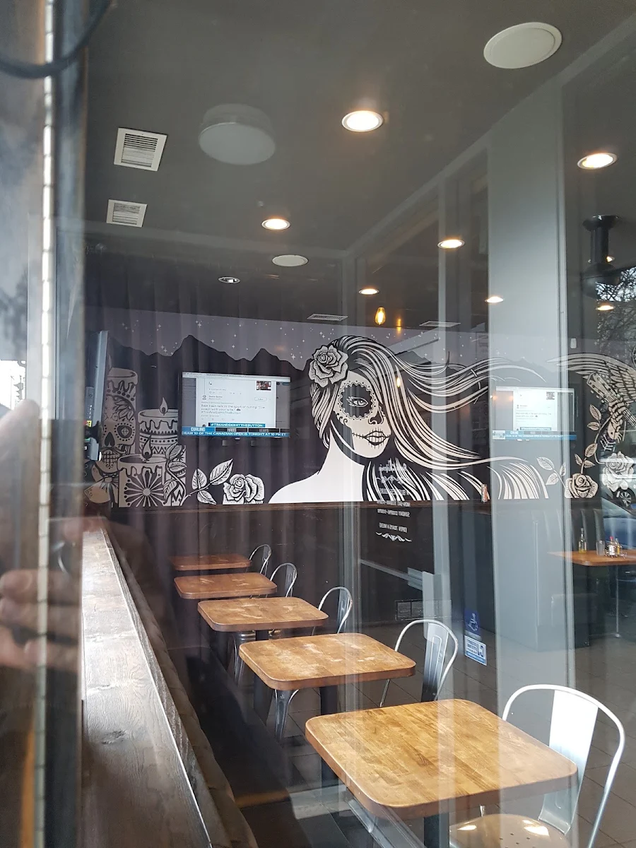 Vibe, Sushi California