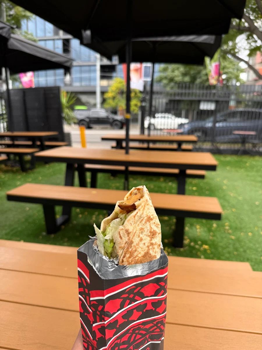 Vibe, Essendon Kebabs