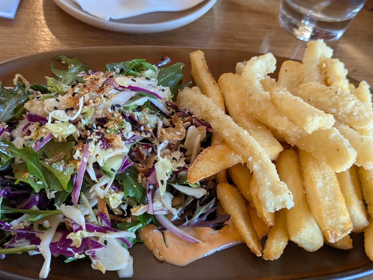 Food & drink, Flametrees Restaurant, Cafe & Bar
