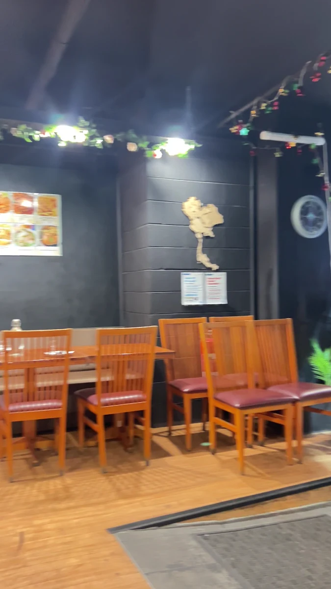 Vibe, ถั่วทอง TuaThong Thai Restaurant