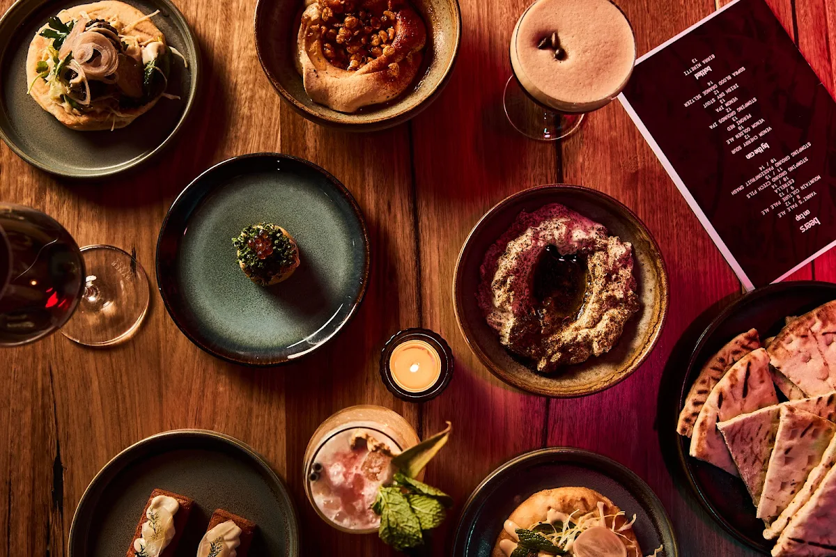 Food & drink, 113 Chapel