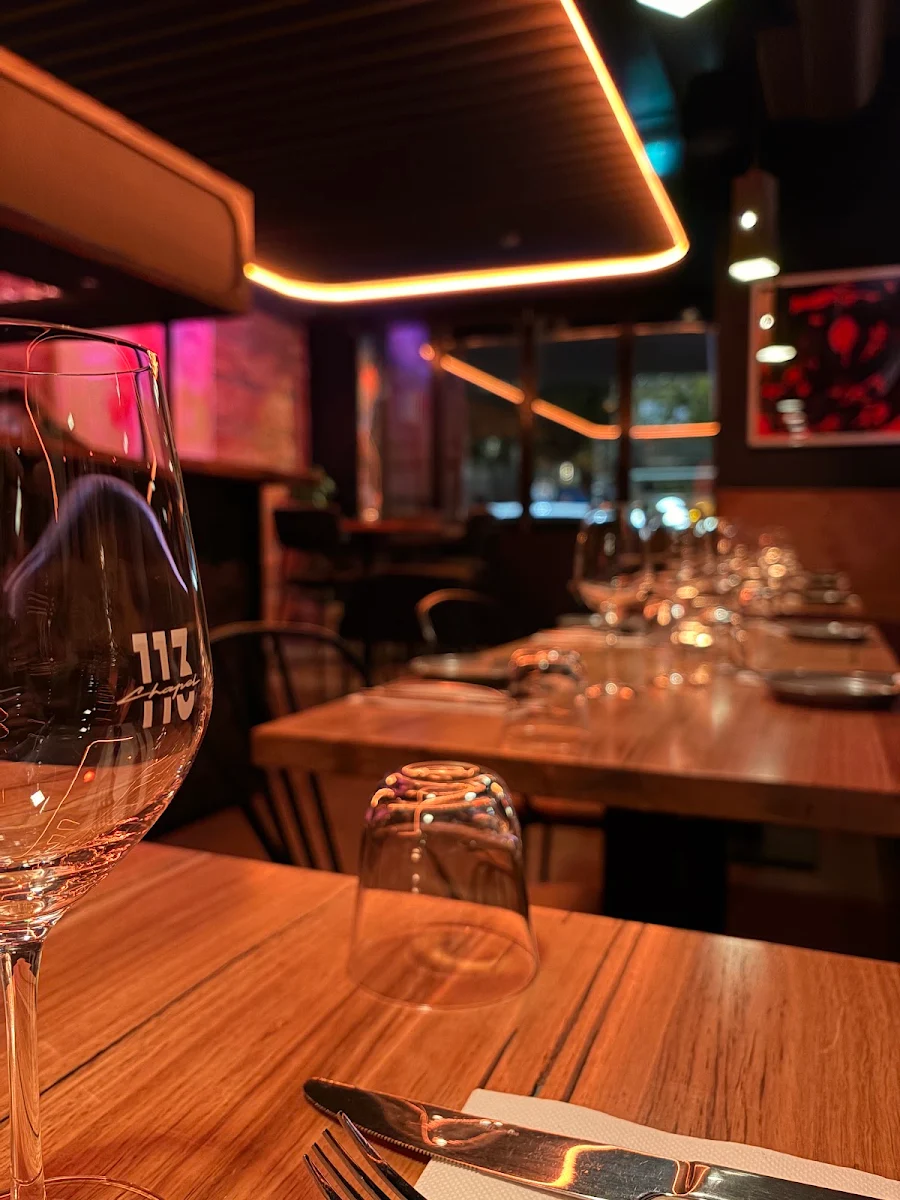 Food & drink, 113 Chapel