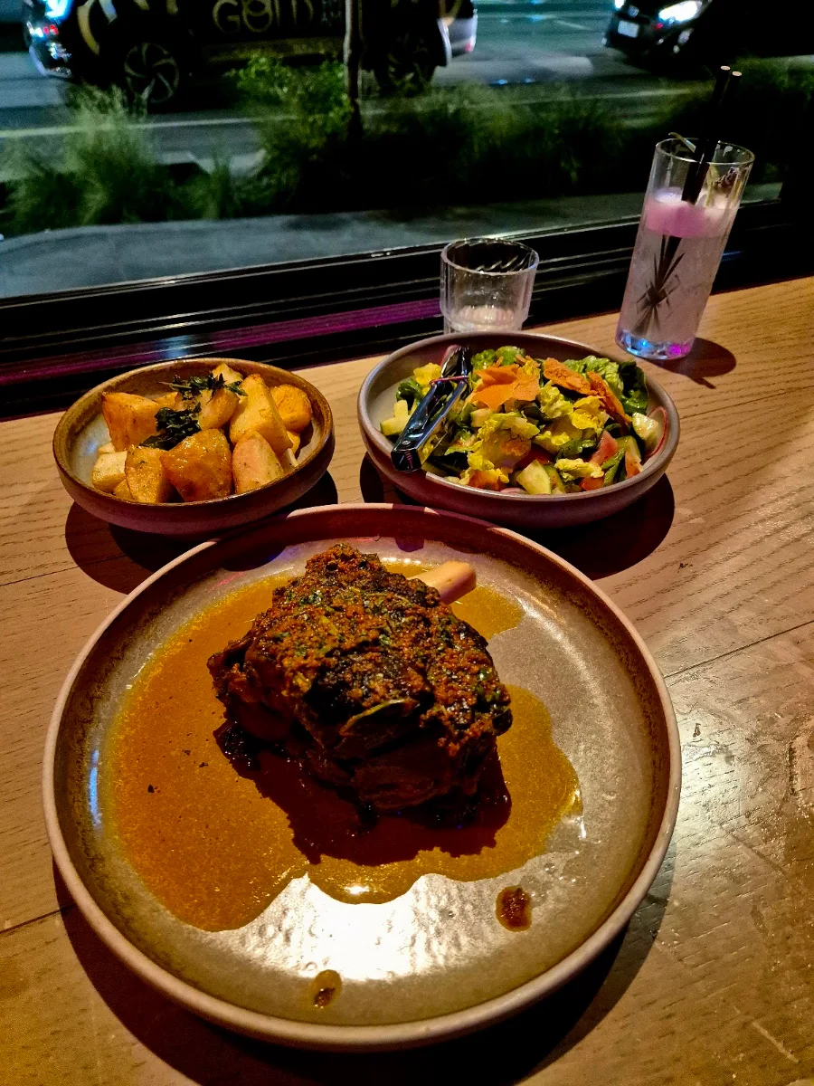 Food & drink, 113 Chapel