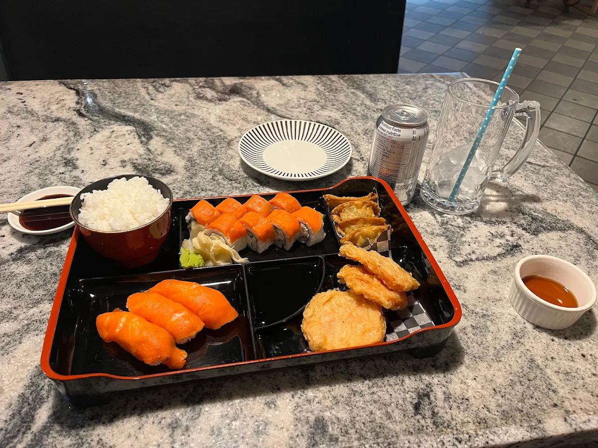 Food & drink, Soo Sushi Pincher Creek