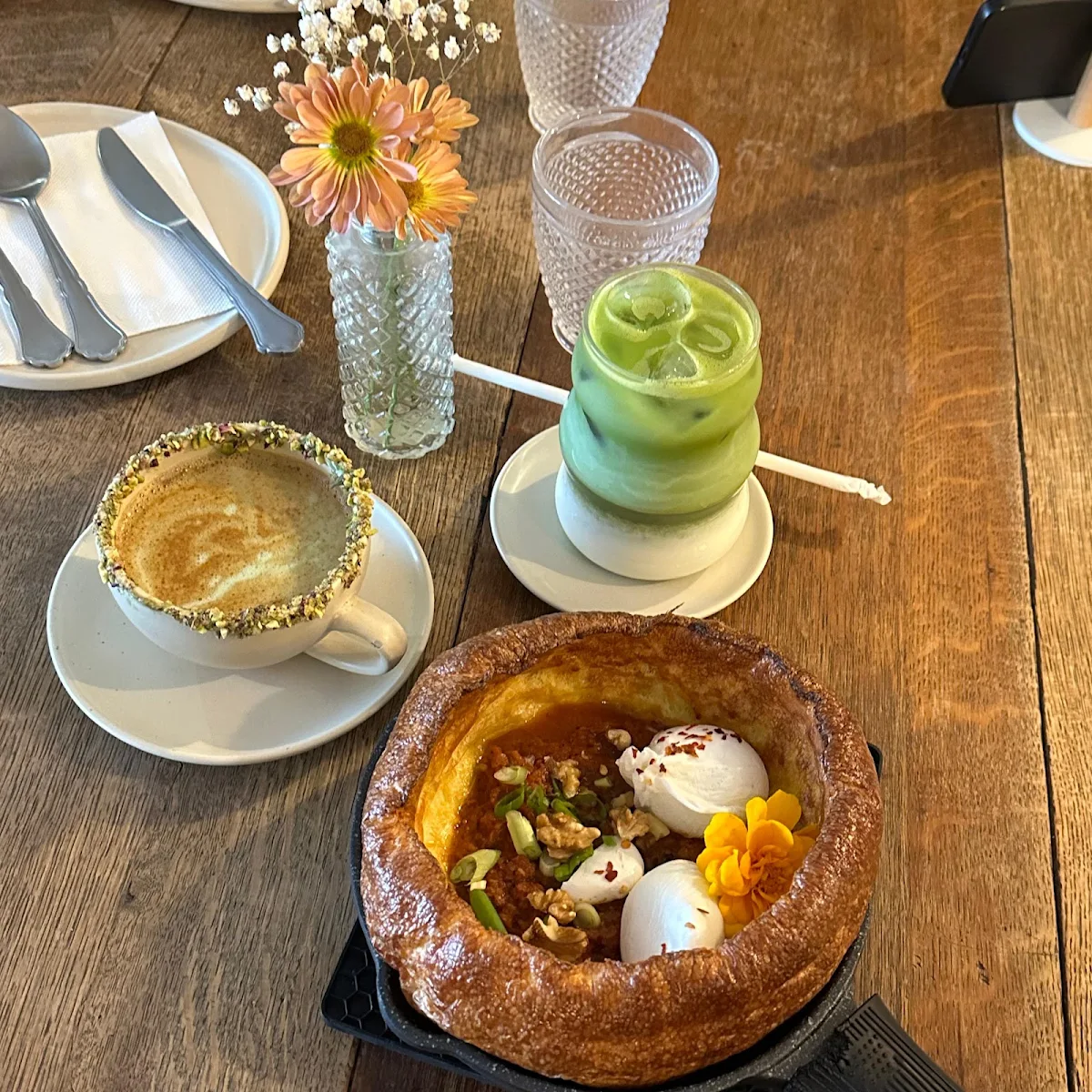 Food & drink, Velora Café Pâtisserie