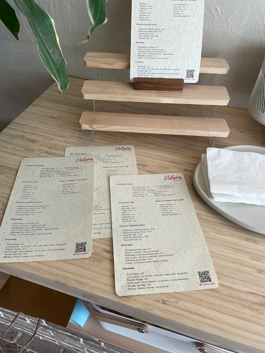 Menu, Velora Café Pâtisserie